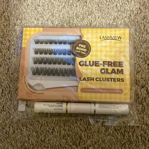 Lash clusters - Picture 1 of 2